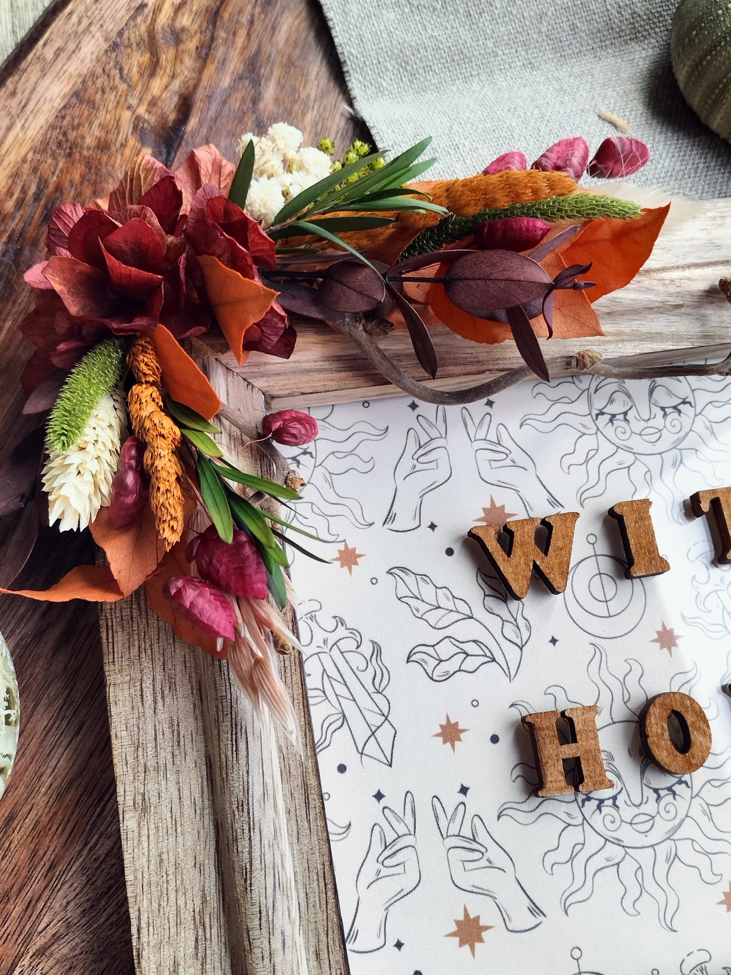 close up fleurs cadre végétalisé witch house